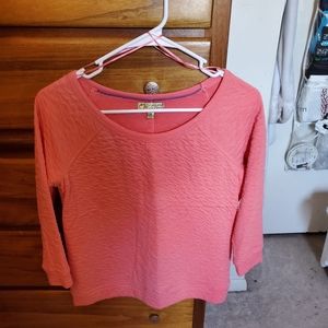 Coral top